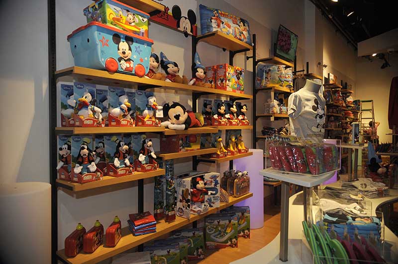 Primera tienda de productos originales de Disney en Costa Rica El